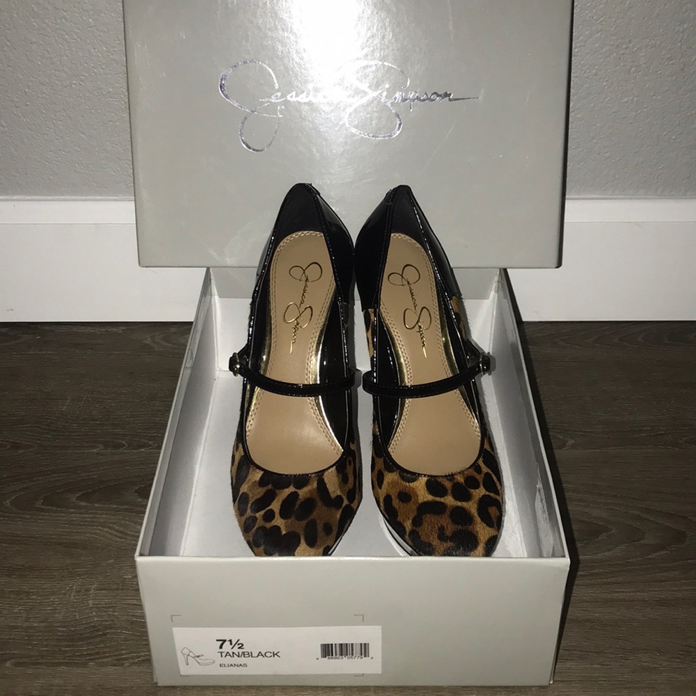 Jessica Simpson Tan/Black Elianas